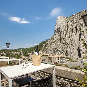 3* Hotel De La Citadelle